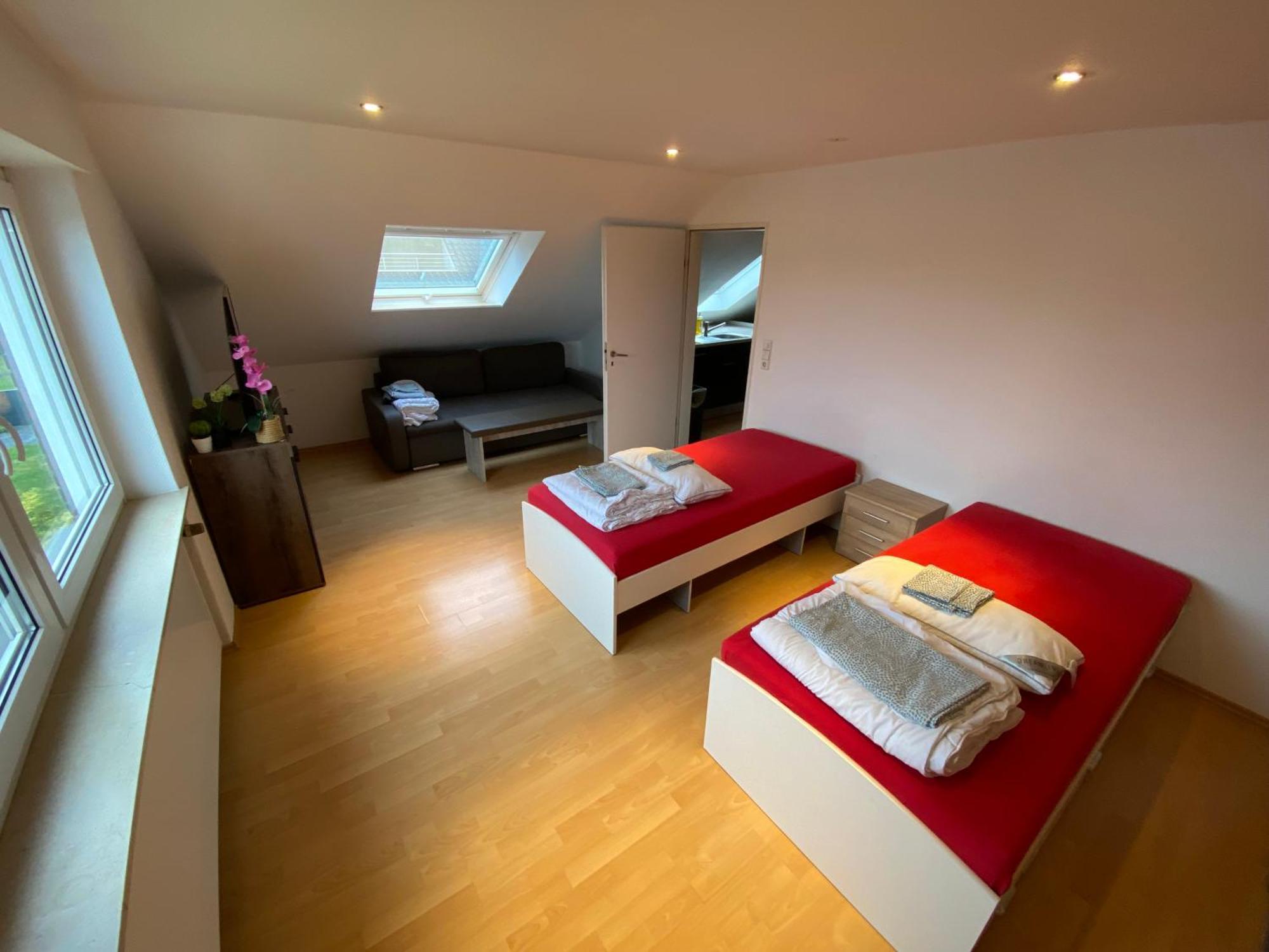 Beautiful I 19 Beds I Parking I Fast Wifi Apartment Gutersloh