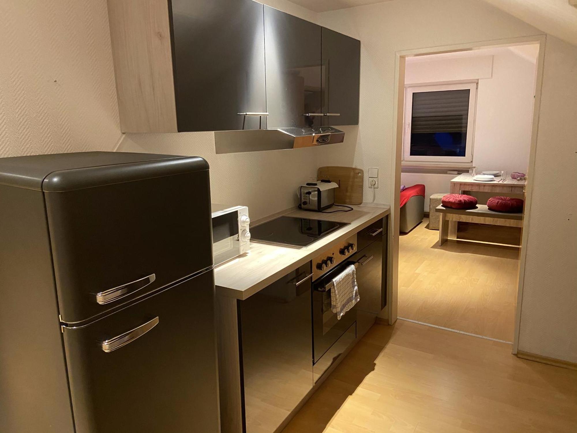 Beautiful I 19 Beds I Parking I Fast Wifi Apartment Gutersloh