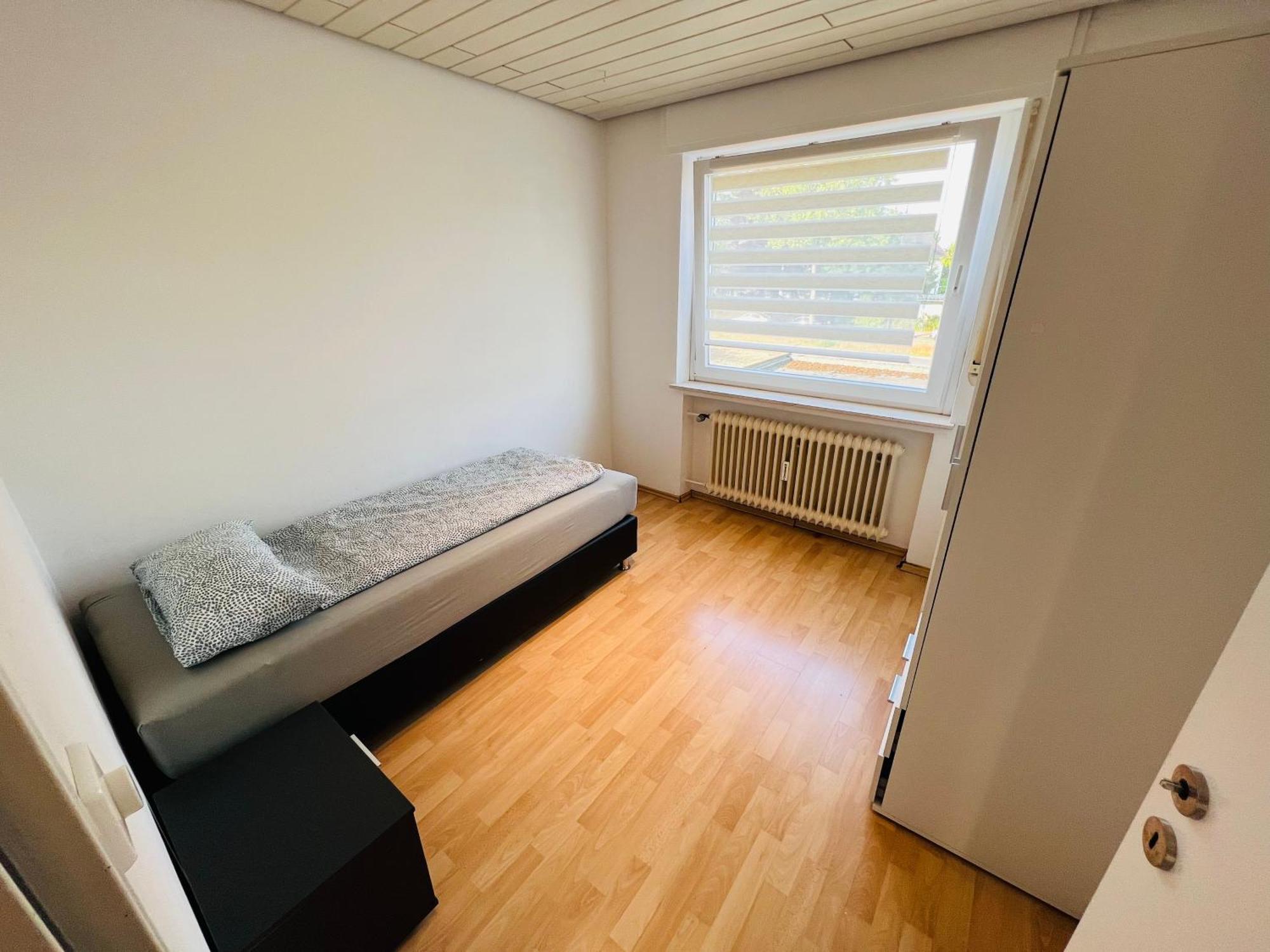 Apartment Beautiful I 19 Beds I Parking I Fast Wifi
